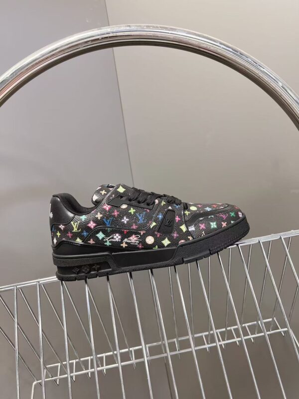 Louis Vuitton Trainer Sneaker Black Multicolor Monogram 1AHEKZ
