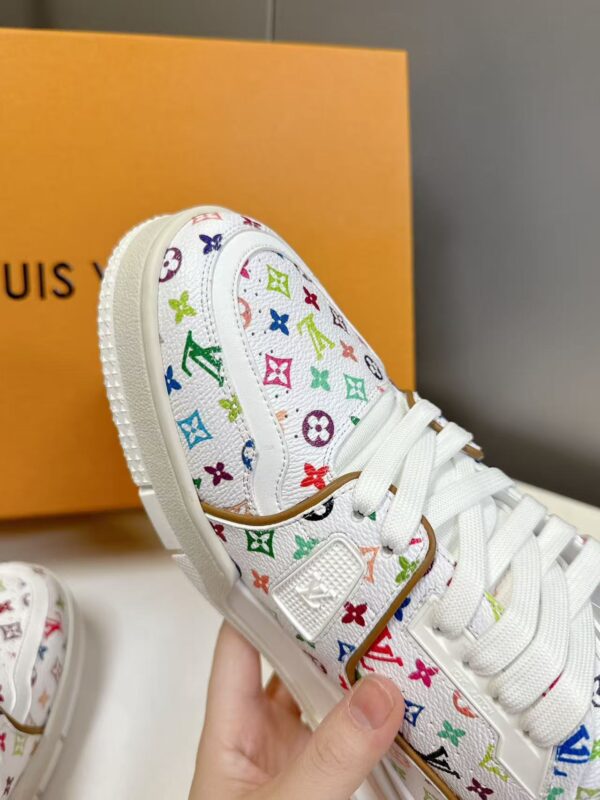 Louis Vuitton Trainer Sneaker White Multicolor Monogram 1AHEKG