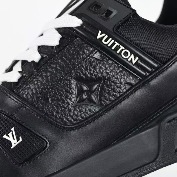 Louis Vuitton Trainer Sneaker Black Monogram 1AAREW
