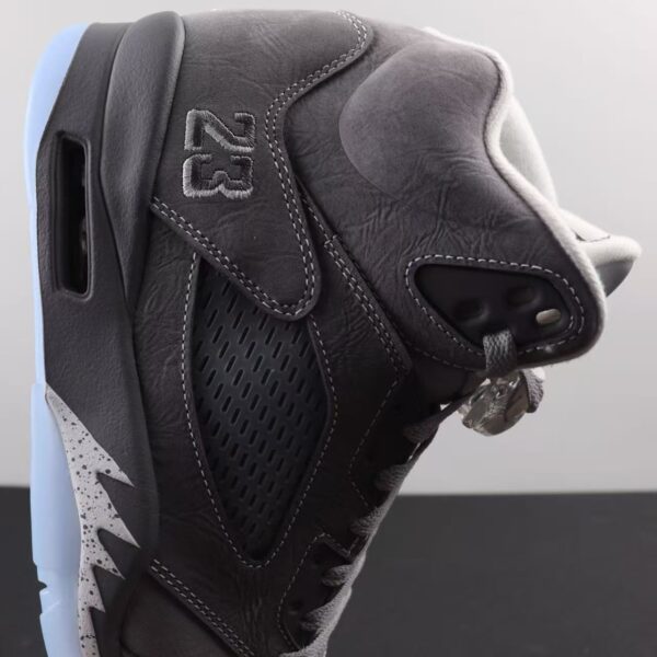 Air Jordan 5 Retro Wolf Grey DD0587-002