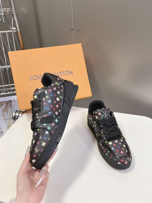 Louis Vuitton Trainer Sneaker Black Multicolor Monogram 1AHEKZ