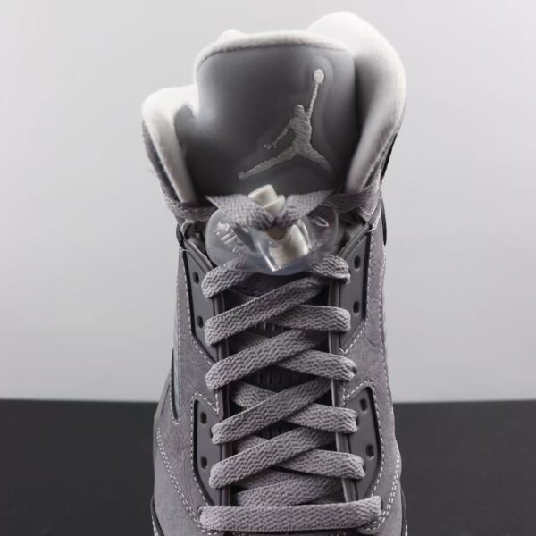 Air Jordan 5 Retro Wolf Grey DD0587-002