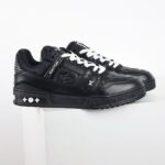 Louis Vuitton Trainer Sneaker Black Monogram 1AAREW