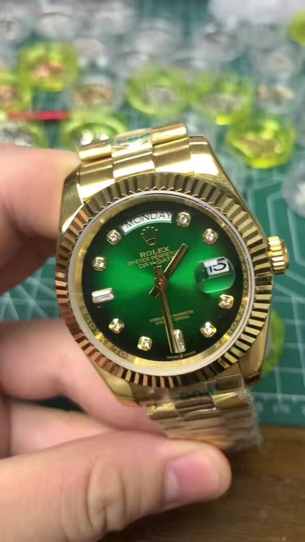 Rolex Day-Date m128238