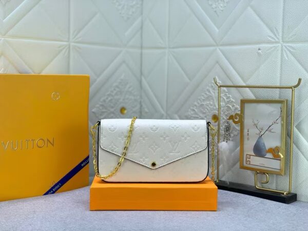Louis Vuitton 3-in-1 Card Holder Embossed