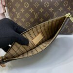 Louis Vuitton Shopping Bag White Leather Brown