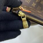Louis Vuitton Shopping Bag White Leather Brown