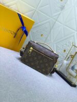Louis Vuitton Messenger Bag Brown