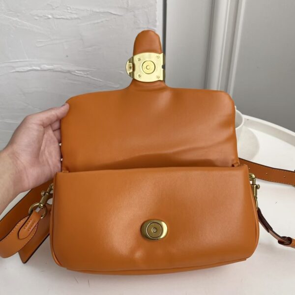 Coach Shoulder Bag Large Brown
