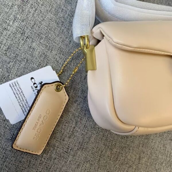 Coach Shoulder Bag Large Yellow