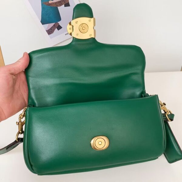 Coach Shoulder Bag Large Dark Green