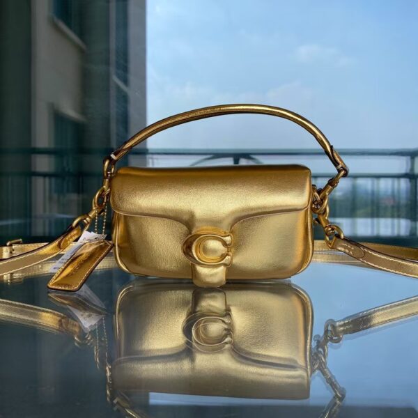 Coach Shoulder Bag Small Gold