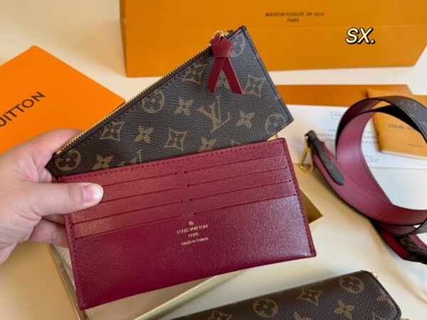 Louis Vuitton 3-in-1 Card Holder Red