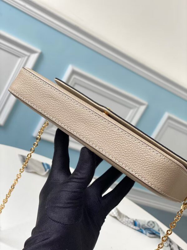Louis Vuitton 3-in-1 Card Holder Colorful Flower