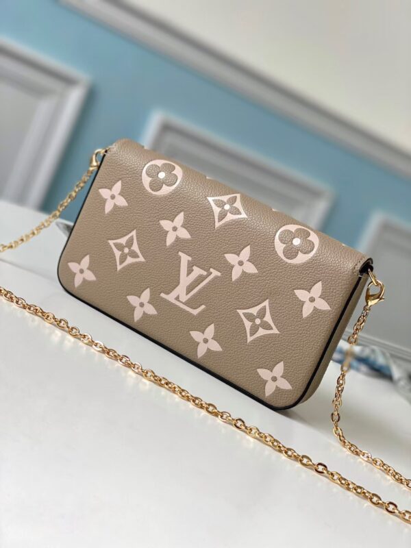 Louis Vuitton 3-in-1 Card Holder Colorful Flower
