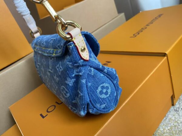 Louis Vuitton Denim Shoulder Bag Denim Light Blue Canvas