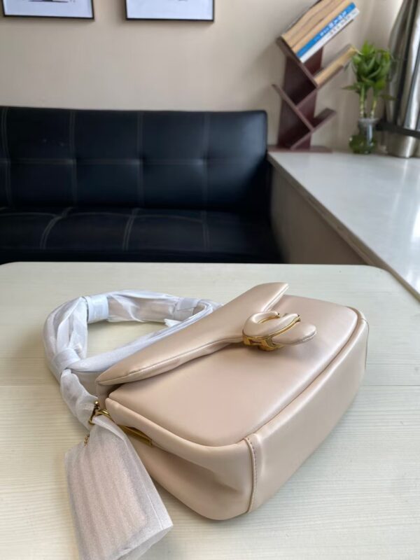Coach Shoulder Bag Small Beige White