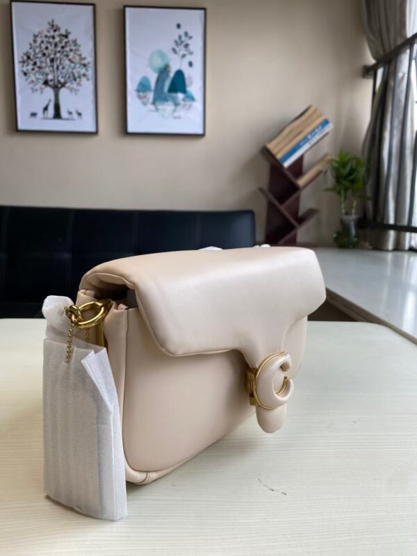 Coach Shoulder Bag Small Beige White