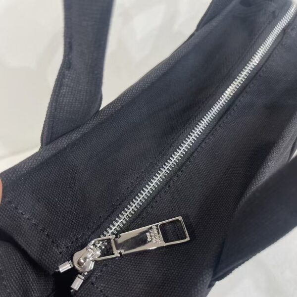 Marc Jacobs Canvas Tote Bag Canvas Black