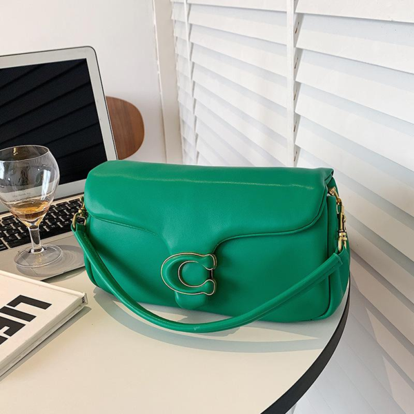 Coach Shoulder Bag Large Dark Green