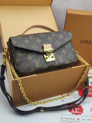 Louis Vuitton Messenger Bag Monogram Brown Messenger