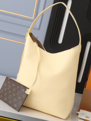 Louis Vuitton M25353 Handbag