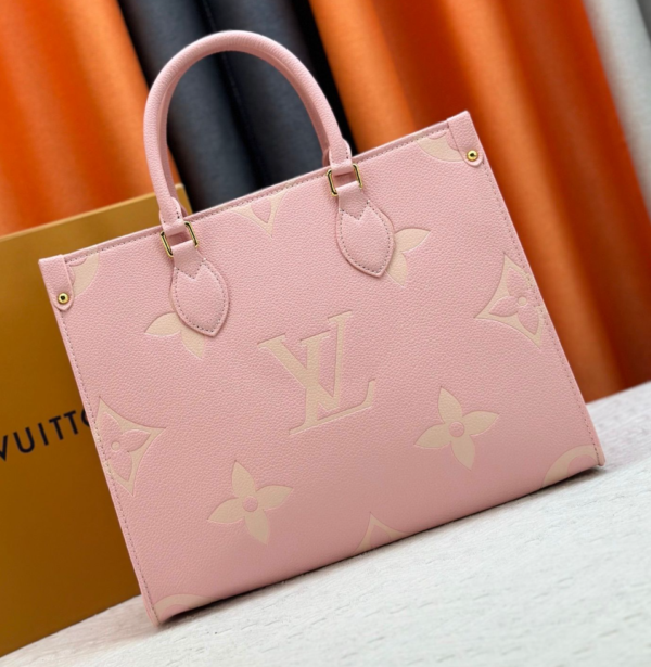 Louis Vuitton M45659 Handbag