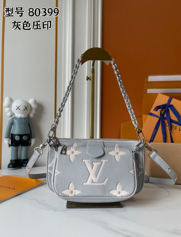 Louis Vuitton M45777 Handbag