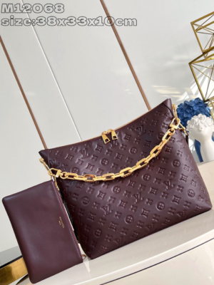 Louis Vuitton M12068 Handbag